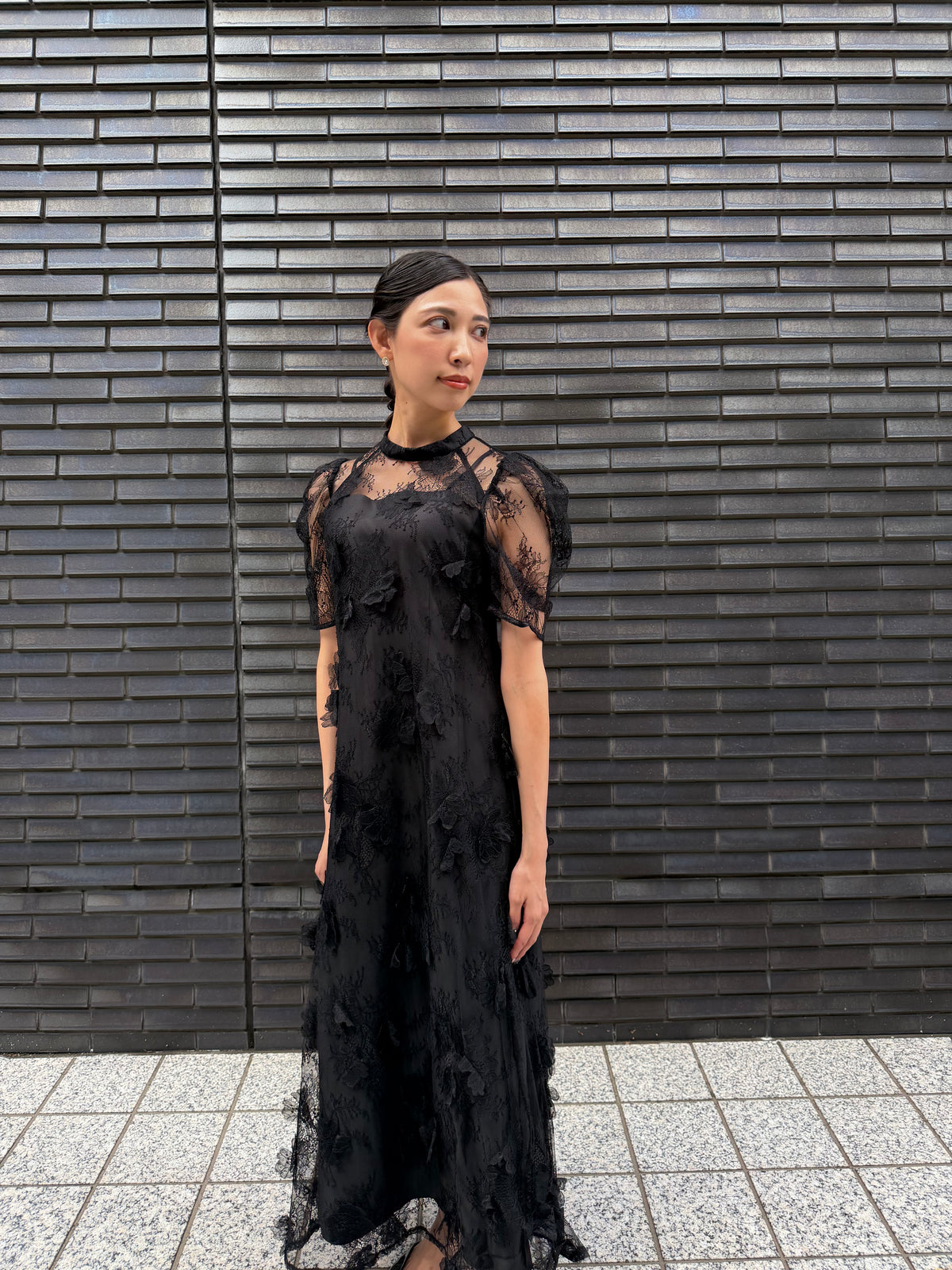 FLOWER LACE DRESS ブラック 着用写真