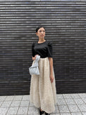 MOCOMOCO SET UP HALF SLEEVE DRESS アイボリー×ベージュ 着用写真